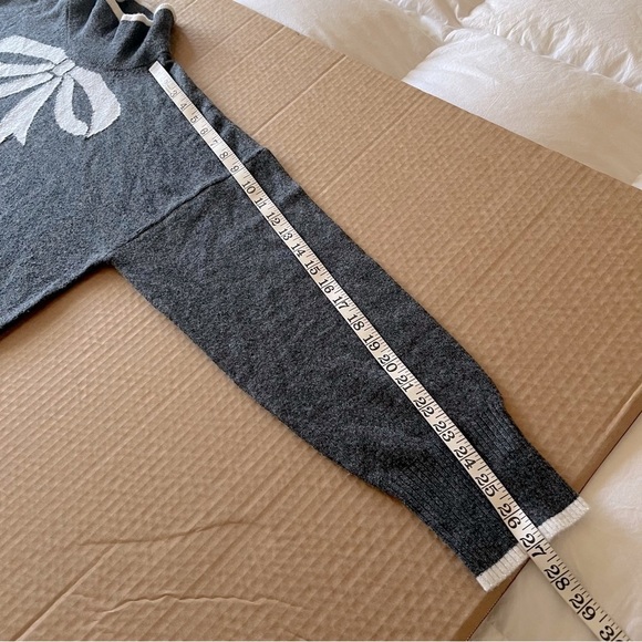 Brodie Cashmere Wool blend Gray Lurex Bow Mock Neck Sweater size M - Picture 8 of 12